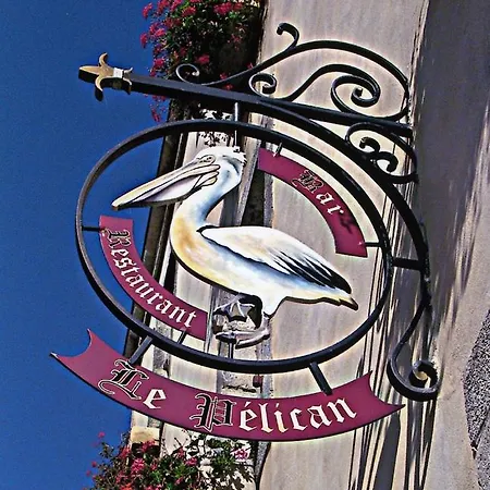 Le Pelican Hotel 2*
